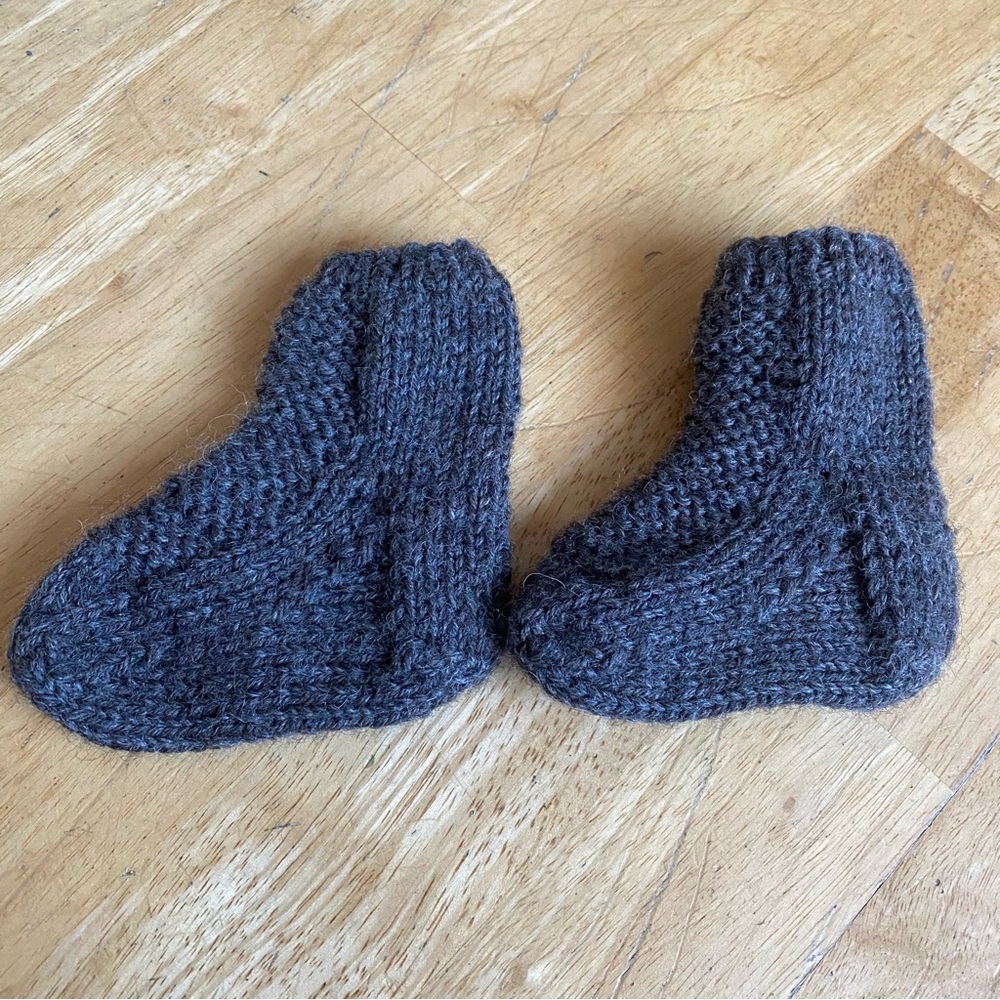 Hand Knit Wool Baby Booties Size 0-3 months